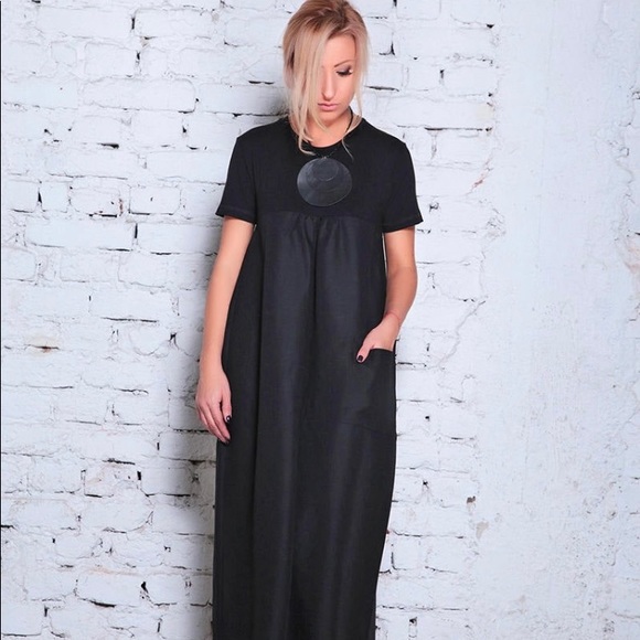 Black Maxi Linen Dress Plus size - Picture 3 of 10